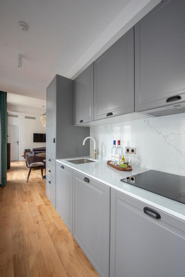 Appartement O'lord, 4 Etoiles, De Luxe Champs-elysees Parijs